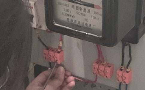 電工頂崗實(shí)習(xí)報(bào)告12篇