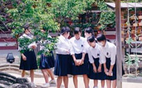 貧困中學生申請書范文