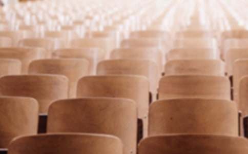 中學校本課程實施方案