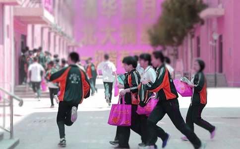 春季開學季主題班會活動方案(通用13篇)