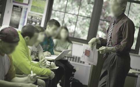 小學教師應聘自我介紹三分鐘