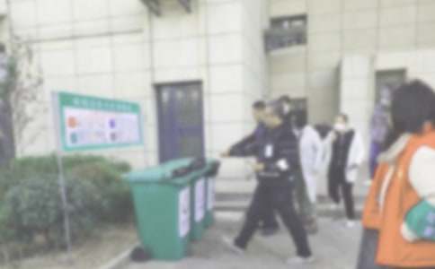 社區慰問困難學生簡報