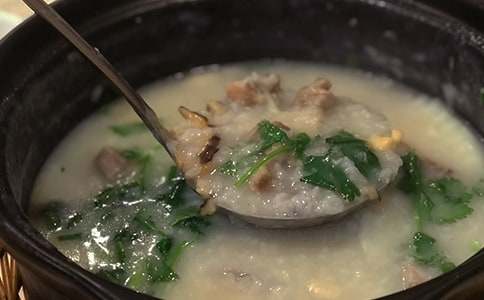 餐飲服務(wù)方面的表揚信