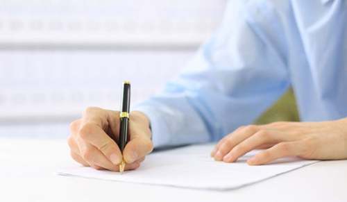 大學生求職自薦書[熱]